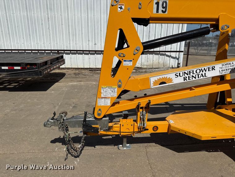 image for item EV7615 2022 Haulette 4527A boom lift