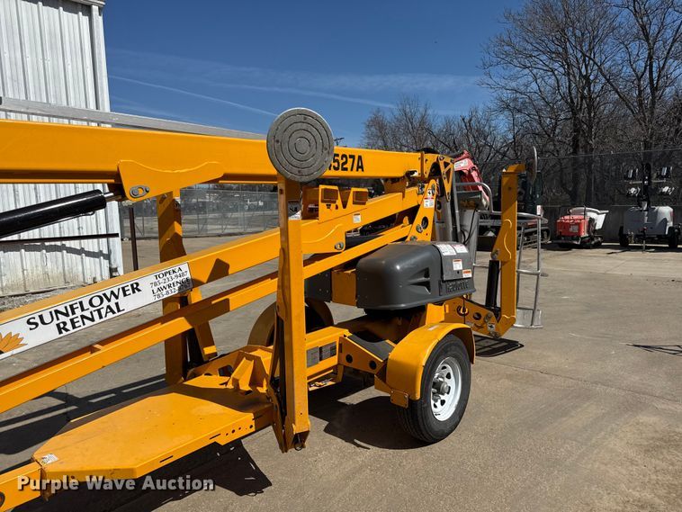 image for item EV7615 2022 Haulette 4527A boom lift