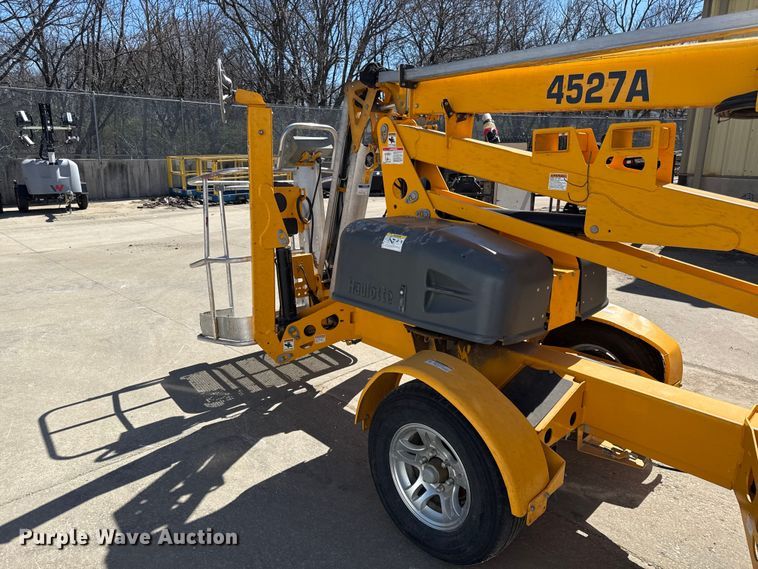 image for item EV7615 2022 Haulette 4527A boom lift