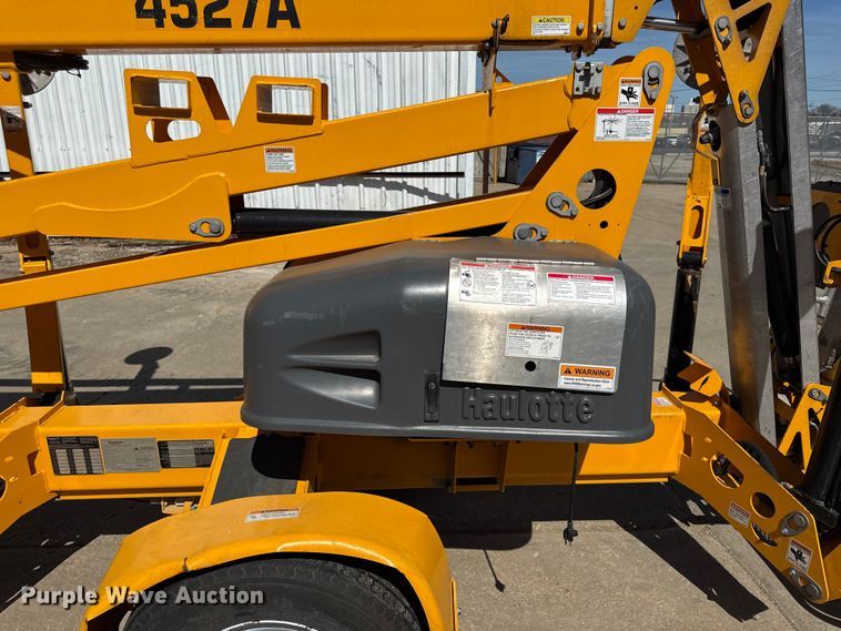 image for item EV7615 2022 Haulette 4527A boom lift