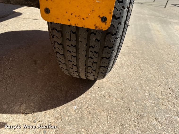 image for item EV7615 2022 Haulette 4527A boom lift