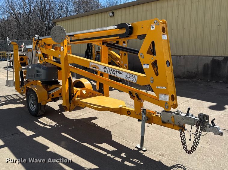 image for item EV7616 2022 Haulette 4527A boom lift