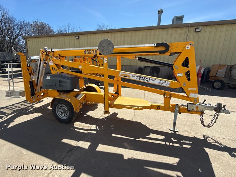 image for item EV7616 2022 Haulette 4527A boom lift