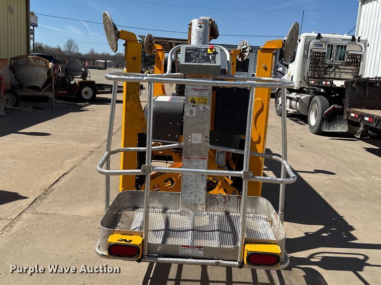image for item EV7616 2022 Haulette 4527A boom lift
