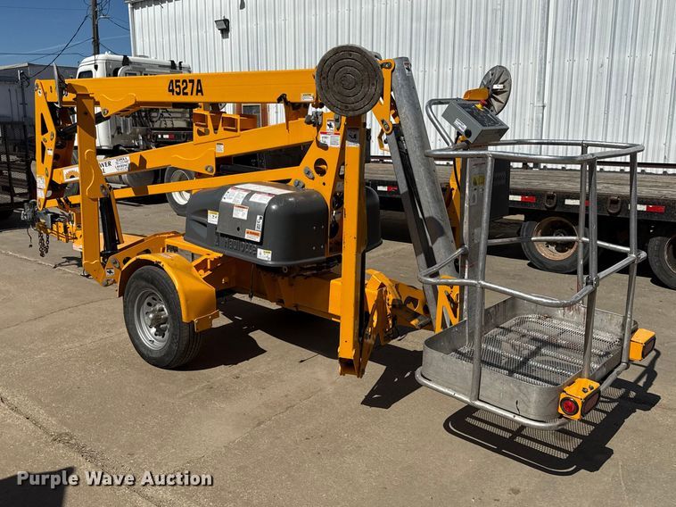image for item EV7616 2022 Haulette 4527A boom lift