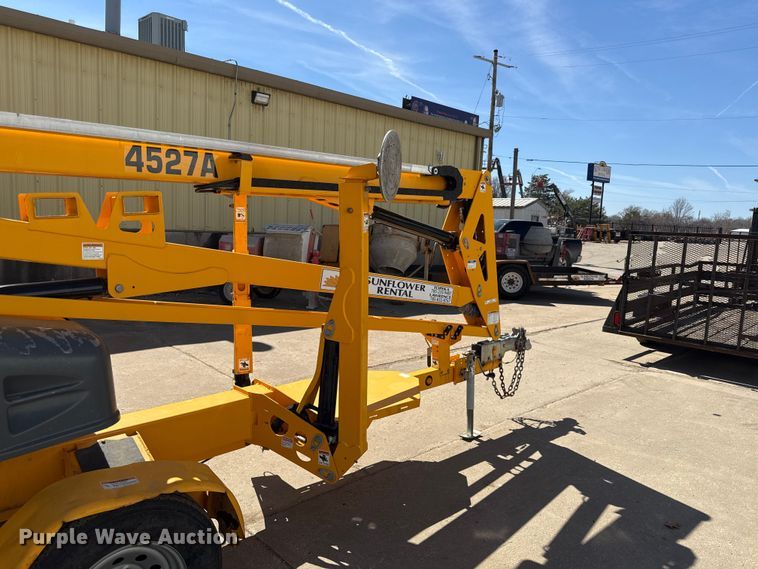 image for item EV7616 2022 Haulette 4527A boom lift