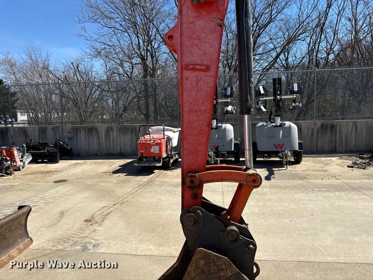 image for item EV7618 2015 Kubota KX080-4 mini excavator