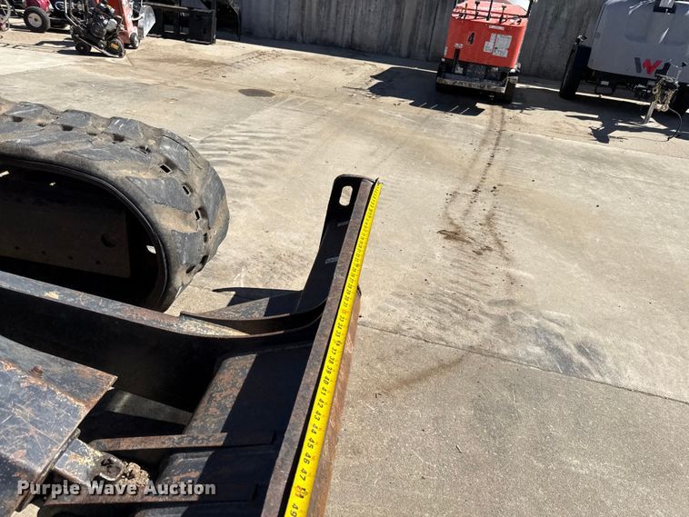 image for item EV7618 2015 Kubota KX080-4 mini excavator