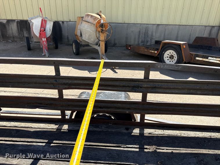 image for item EV7621 2010 Shop built utility trailer