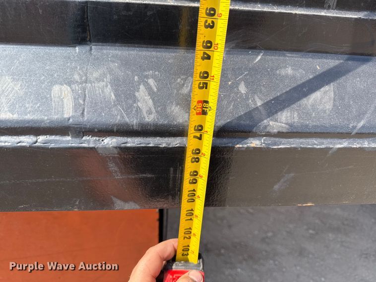 image for item EV7644 2005 International 7400 grapple crane truck