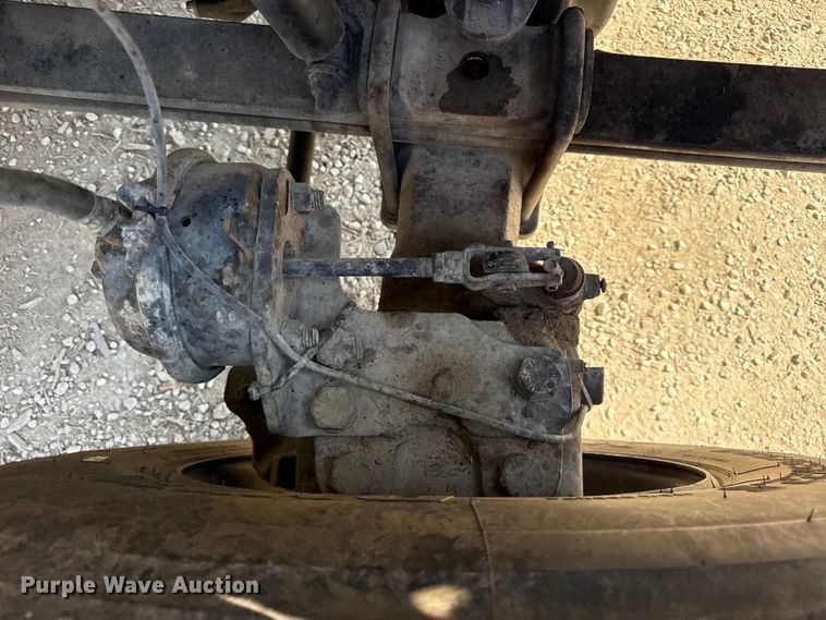 image for item EV7644 2005 International 7400 grapple crane truck