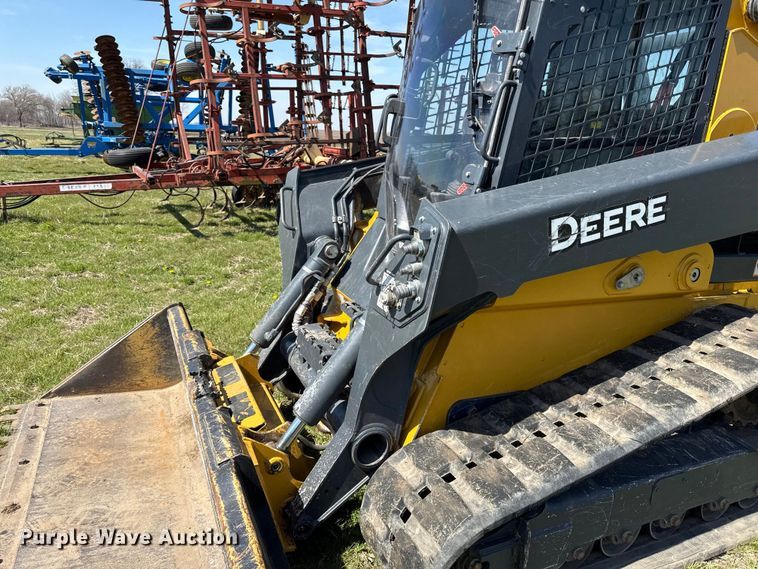 image for item EV7645 2021 John Deere 333G tracked skid steer loader