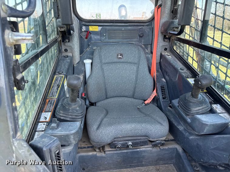 image for item EV7645 2021 John Deere 333G tracked skid steer loader