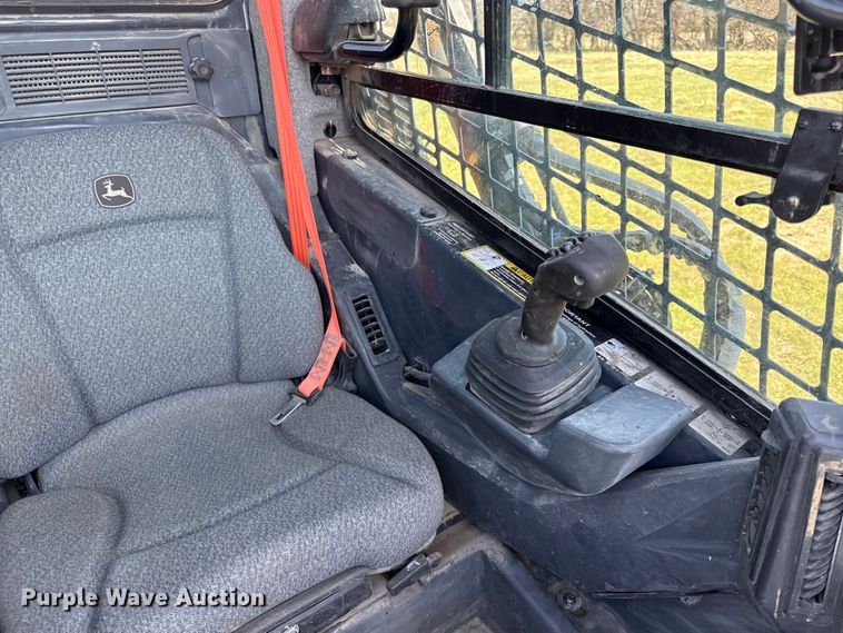 image for item EV7645 2021 John Deere 333G tracked skid steer loader