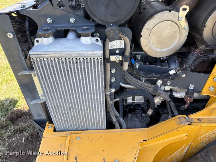 image for item EV7645 2021 John Deere 333G tracked skid steer loader