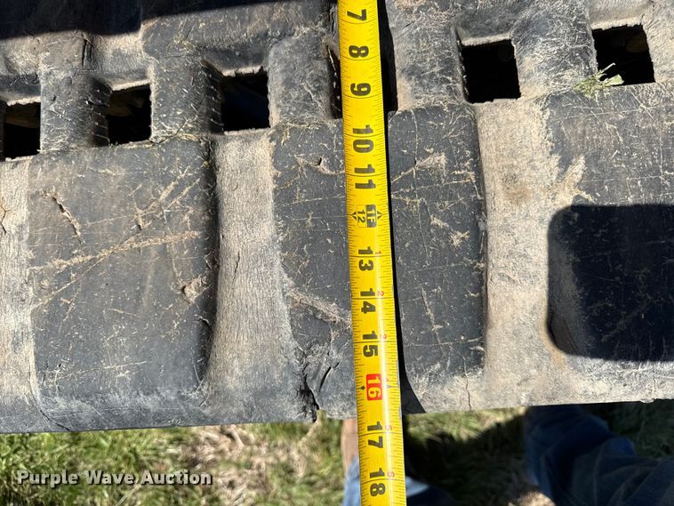 image for item EV7645 2021 John Deere 333G tracked skid steer loader