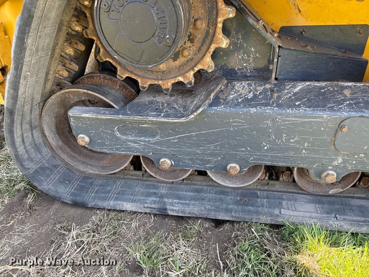 image for item EV7645 2021 John Deere 333G tracked skid steer loader