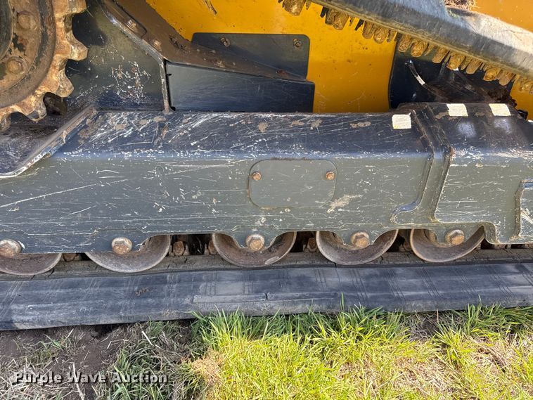 image for item EV7645 2021 John Deere 333G tracked skid steer loader