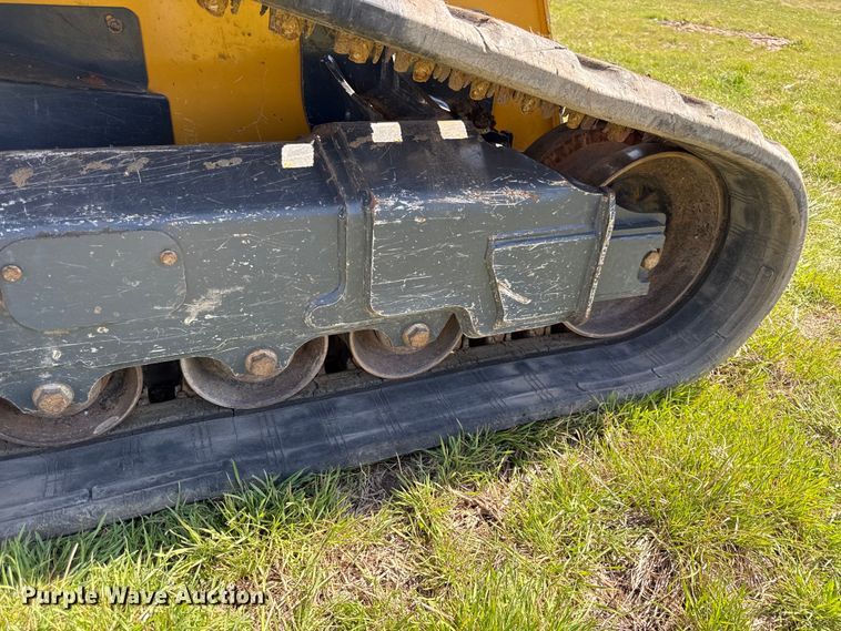 image for item EV7645 2021 John Deere 333G tracked skid steer loader