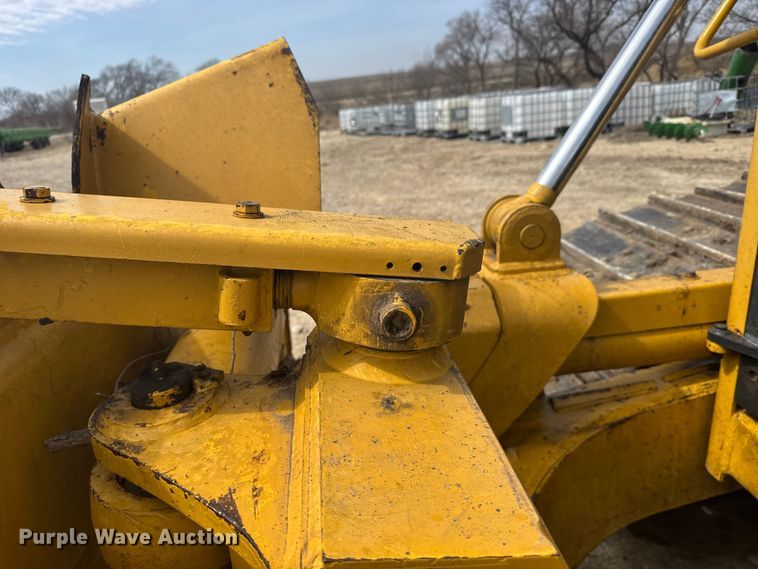 image for item FB0958 2011 Komatsu D65PX-17 dozer