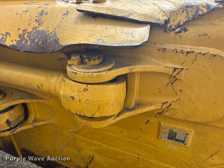 image for item FB0958 2011 Komatsu D65PX-17 dozer