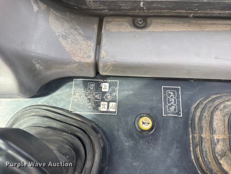 image for item FB0958 2011 Komatsu D65PX-17 dozer