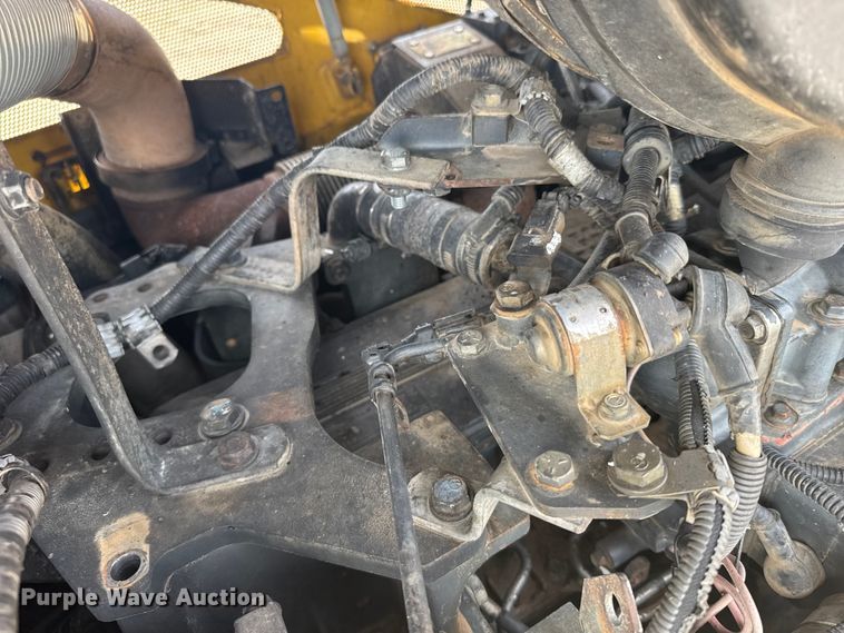 image for item FB0958 2011 Komatsu D65PX-17 dozer