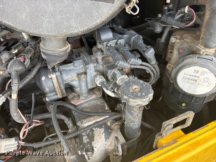 image for item FB0958 2011 Komatsu D65PX-17 dozer