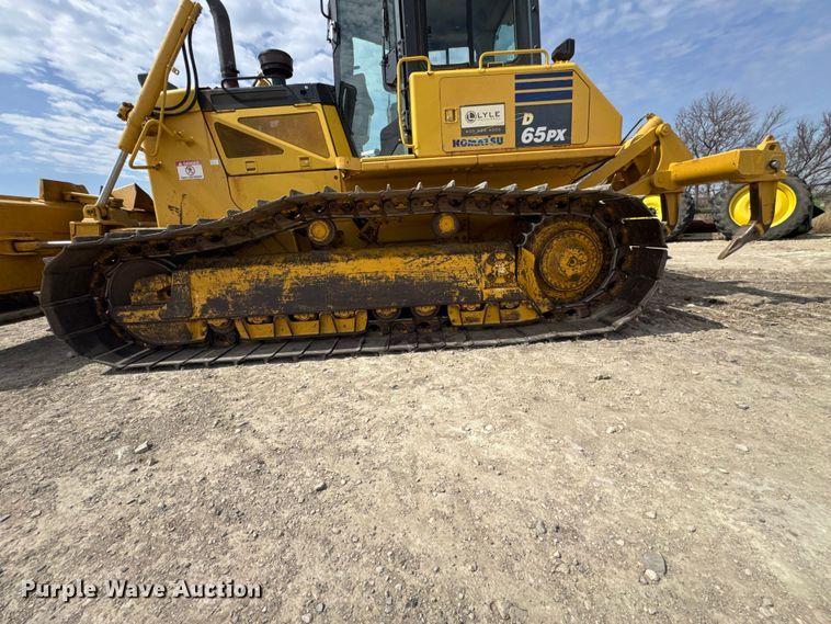 image for item FB0958 2011 Komatsu D65PX-17 dozer