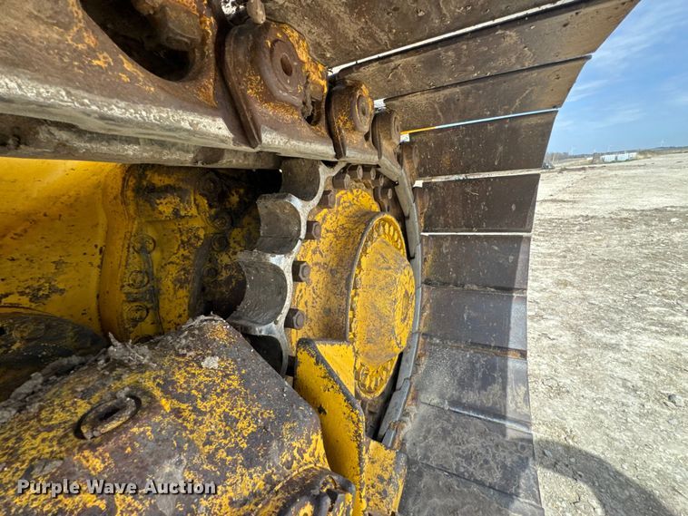 image for item FB0958 2011 Komatsu D65PX-17 dozer