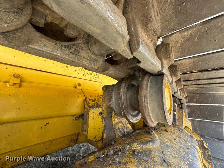 image for item FB0958 2011 Komatsu D65PX-17 dozer