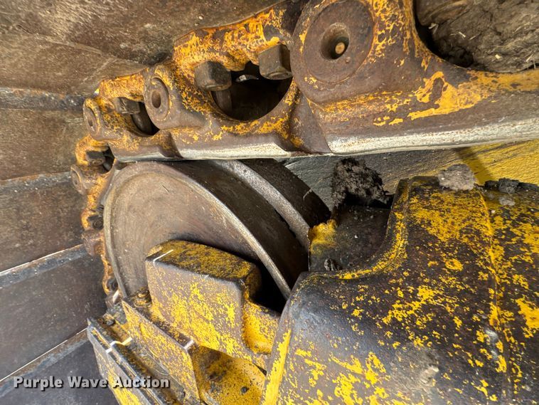 image for item FB0958 2011 Komatsu D65PX-17 dozer