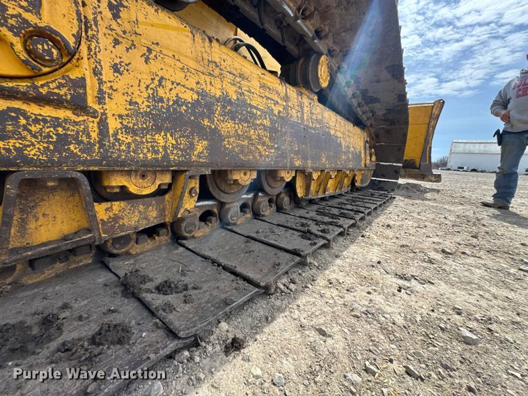image for item FB0958 2011 Komatsu D65PX-17 dozer