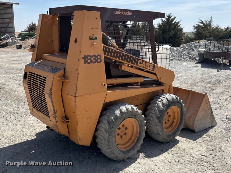 image for item FB0961 Case 1838 skid steer loader
