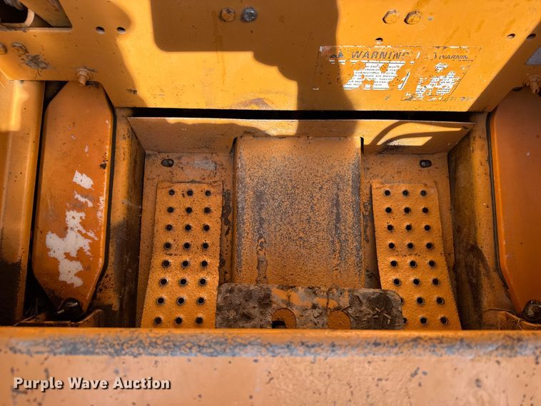 image for item FB0961 Case 1838 skid steer loader