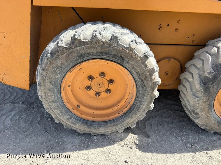 image for item FB0961 Case 1838 skid steer loader