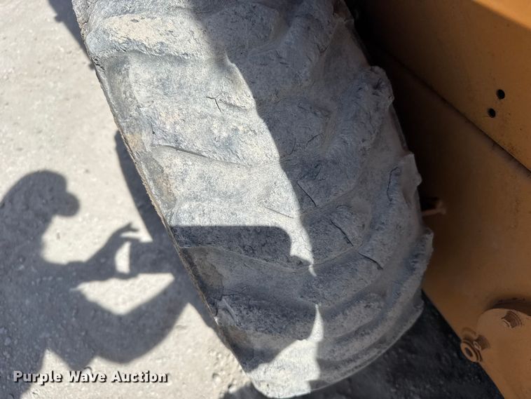 image for item FB0961 Case 1838 skid steer loader