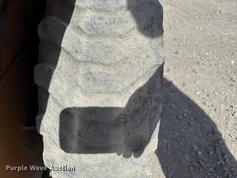 image for item FB0961 Case 1838 skid steer loader