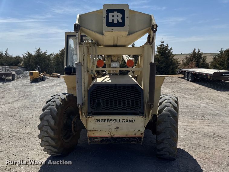 image for item FB0962 Ingersoll Rand VR60B telehandler