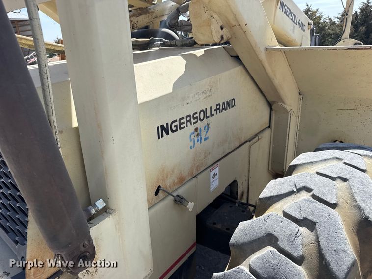 image for item FB0962 Ingersoll Rand VR60B telehandler