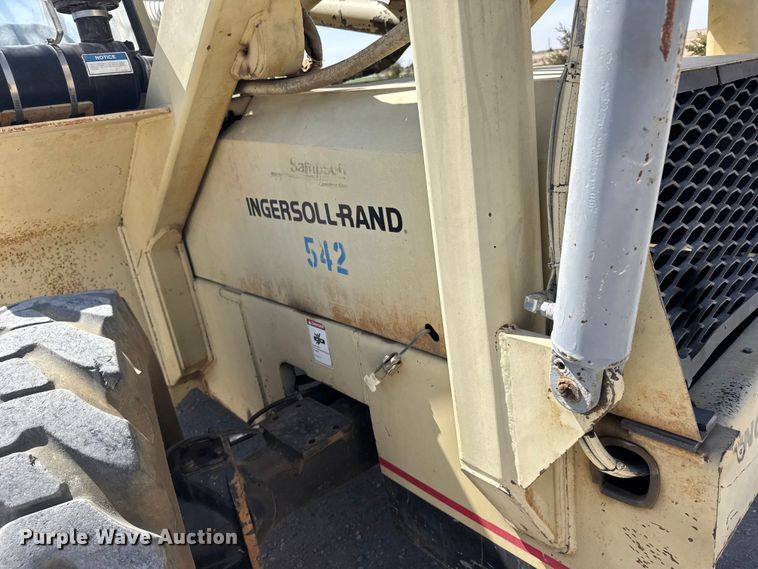 image for item FB0962 Ingersoll Rand VR60B telehandler