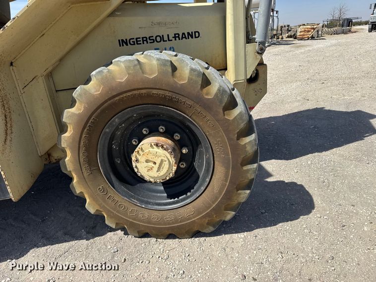 image for item FB0962 Ingersoll Rand VR60B telehandler