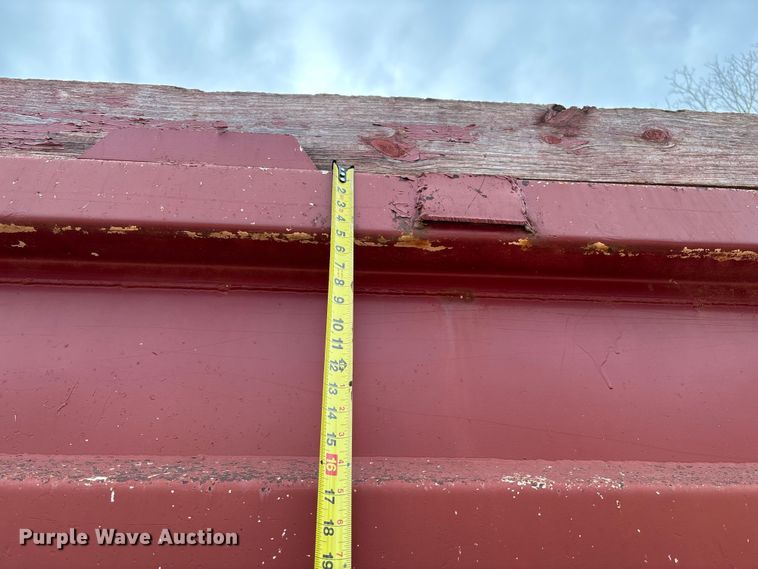 image for item FB3016 1986 Ford LT8000 dump truck