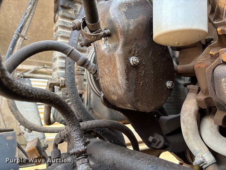 image for item FB3016 1986 Ford LT8000 dump truck