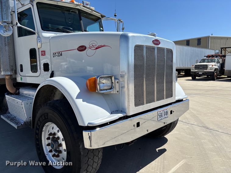 image for item FB3196 2013 Peterbilt 367 dump truck