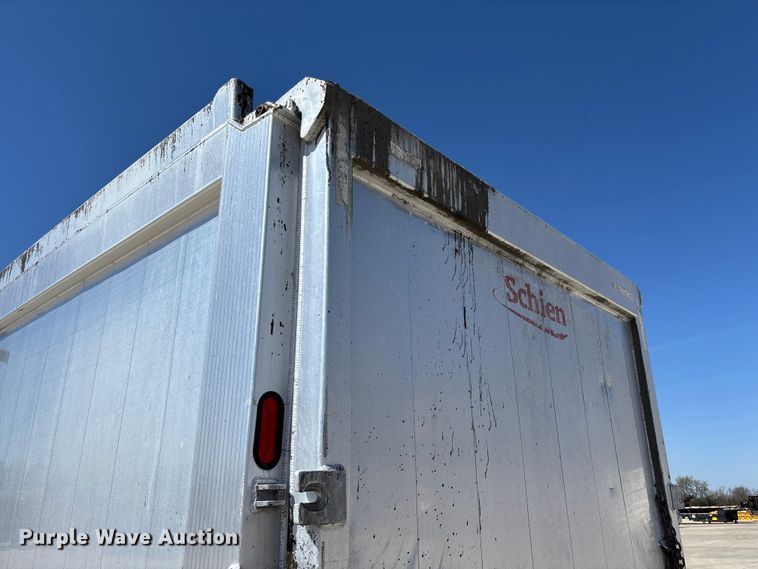 image for item FB3196 2013 Peterbilt 367 dump truck