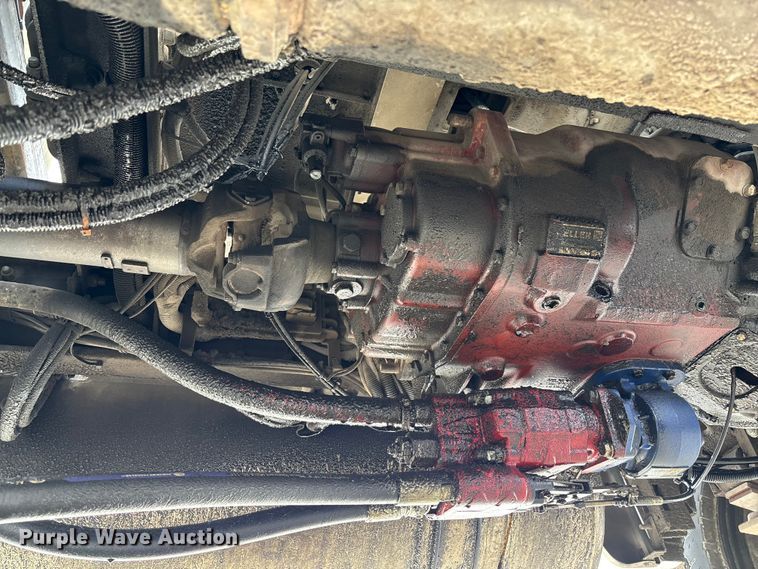 image for item FB3196 2013 Peterbilt 367 dump truck