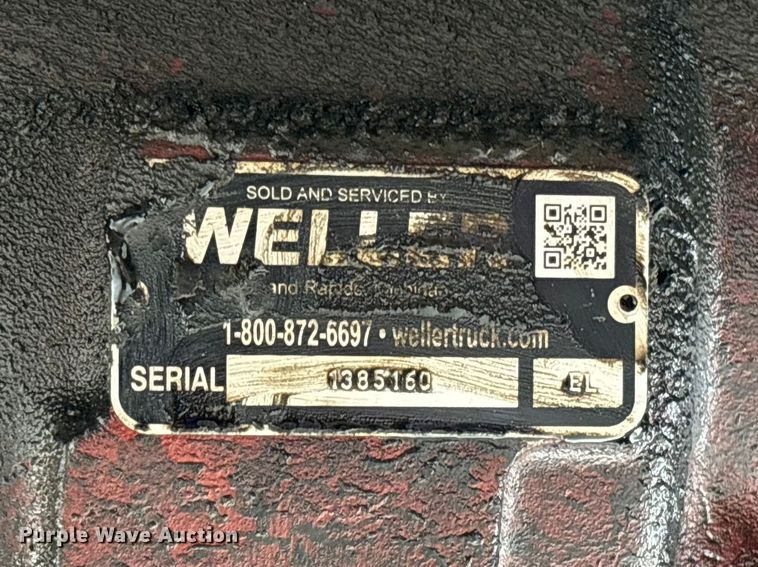 image for item FB3196 2013 Peterbilt 367 dump truck