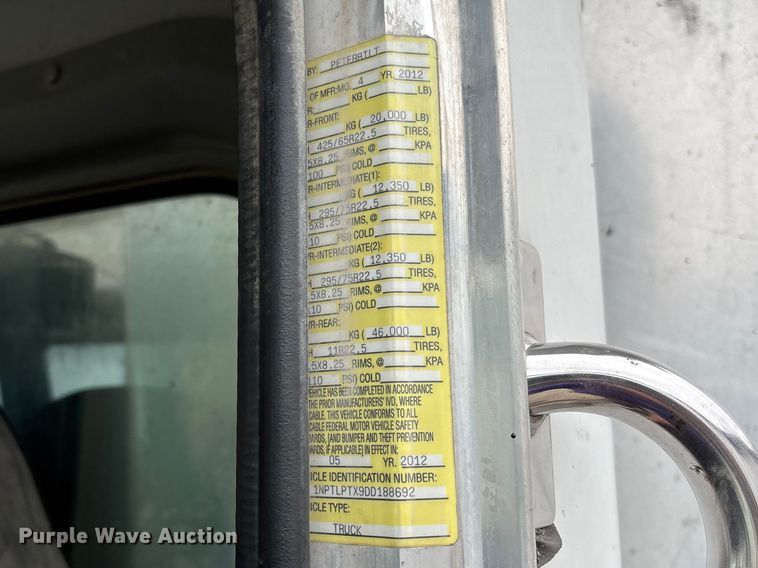 image for item FB3196 2013 Peterbilt 367 dump truck