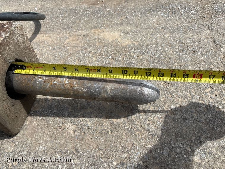 image for item FB3238 Atlas Copco RX4 breaker